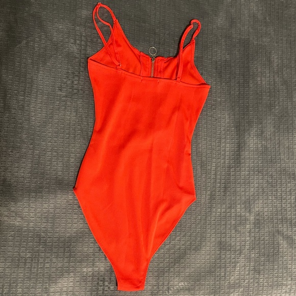 ❤️Red bodysuit❤️ - Picture 3 of 6